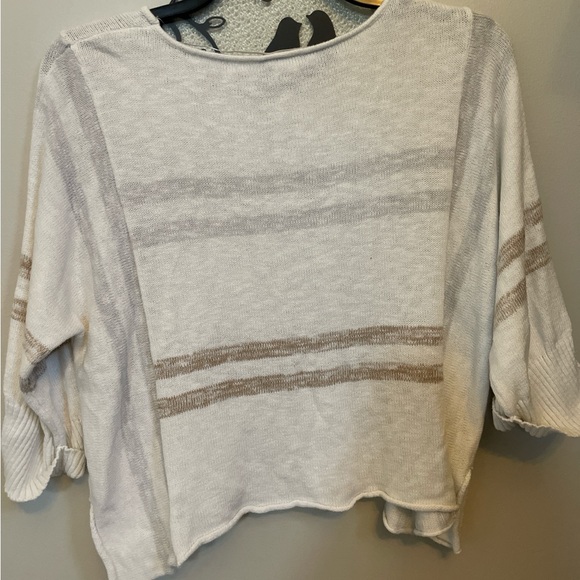 By Together White and Tan Striped Sweatshirt - Picture 5 of 5